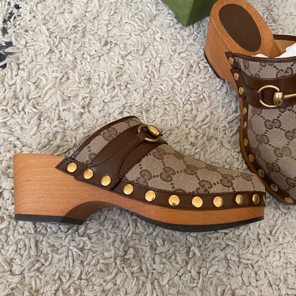 Gucci GG Monogrammed Clogs - never worn. - Picture 2 of 7